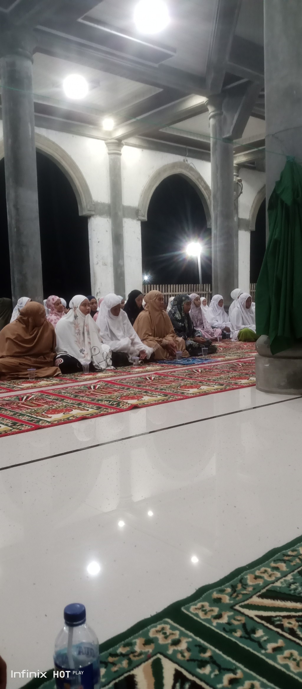 Acara pengajian rutin di meunasah ulee birah 
